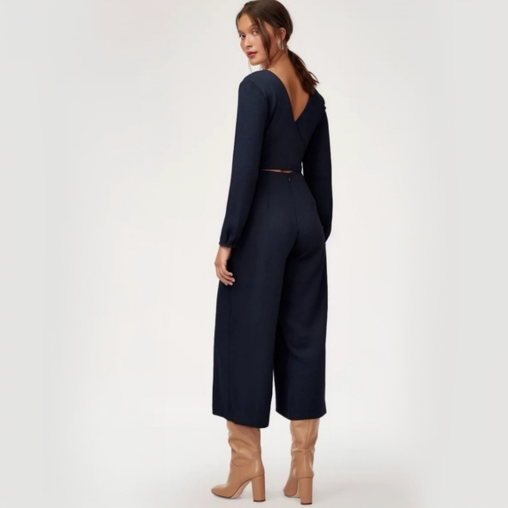 Aritzia Wilfred Écoulement V-Neck Tie Waist Jumpsuit Black Size 6 - Picture 4 of 9